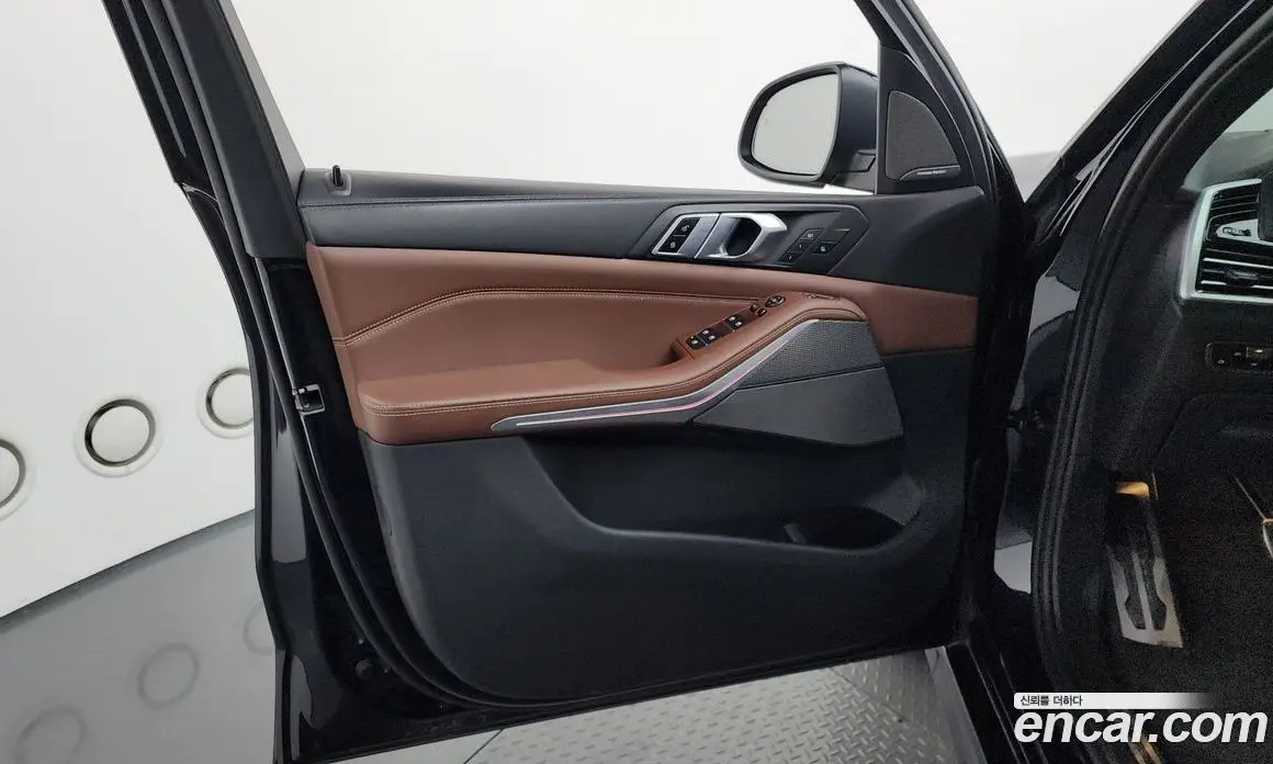 BMW X5 2023 3.0 автомат (гидро), фото 14