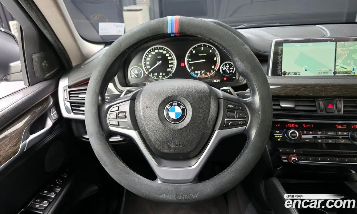 BMW X6 2015 3.0 автомат (гидро), фото 13