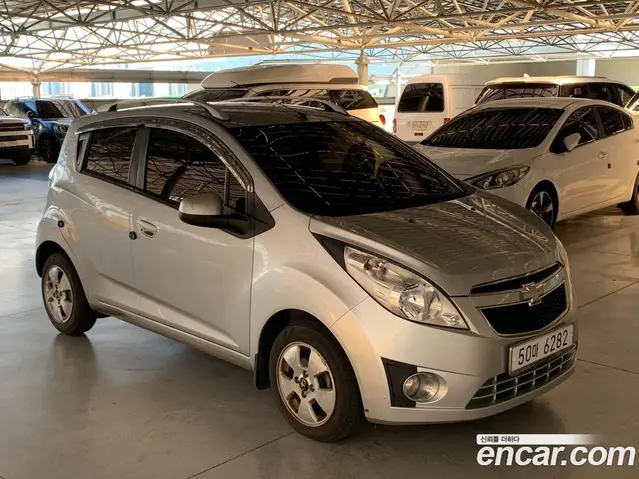 Chevrolet Spark 2011 1.0 автомат (гидро), миниатюра 2