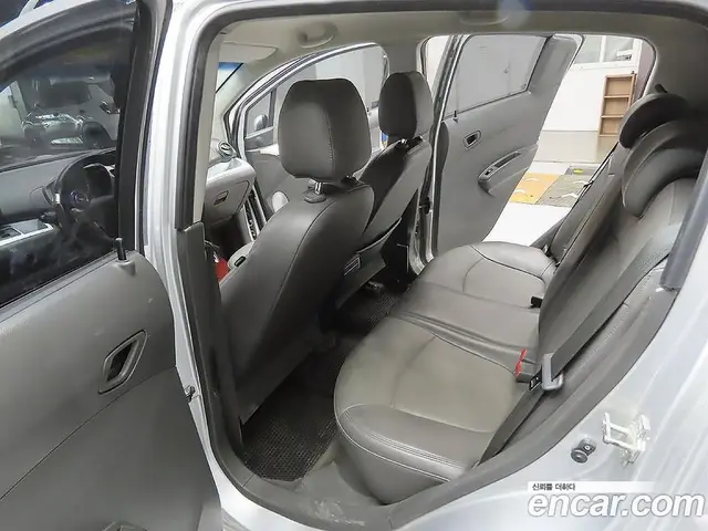 Chevrolet Spark 2014 1.0 автомат (гидро), миниатюра 9
