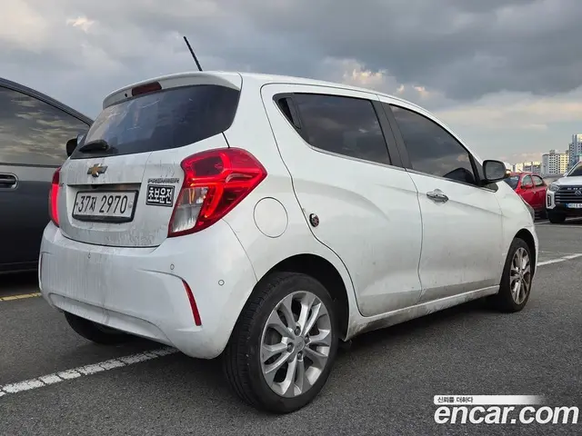 Chevrolet Spark 2019 1.0 автомат (гидро), миниатюра 7