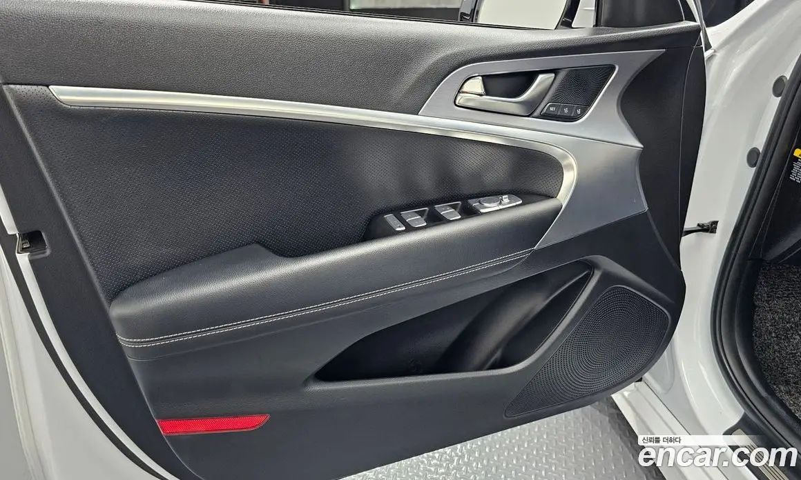 Genesis G70 2017 2.0 автомат (гидро), фото 13