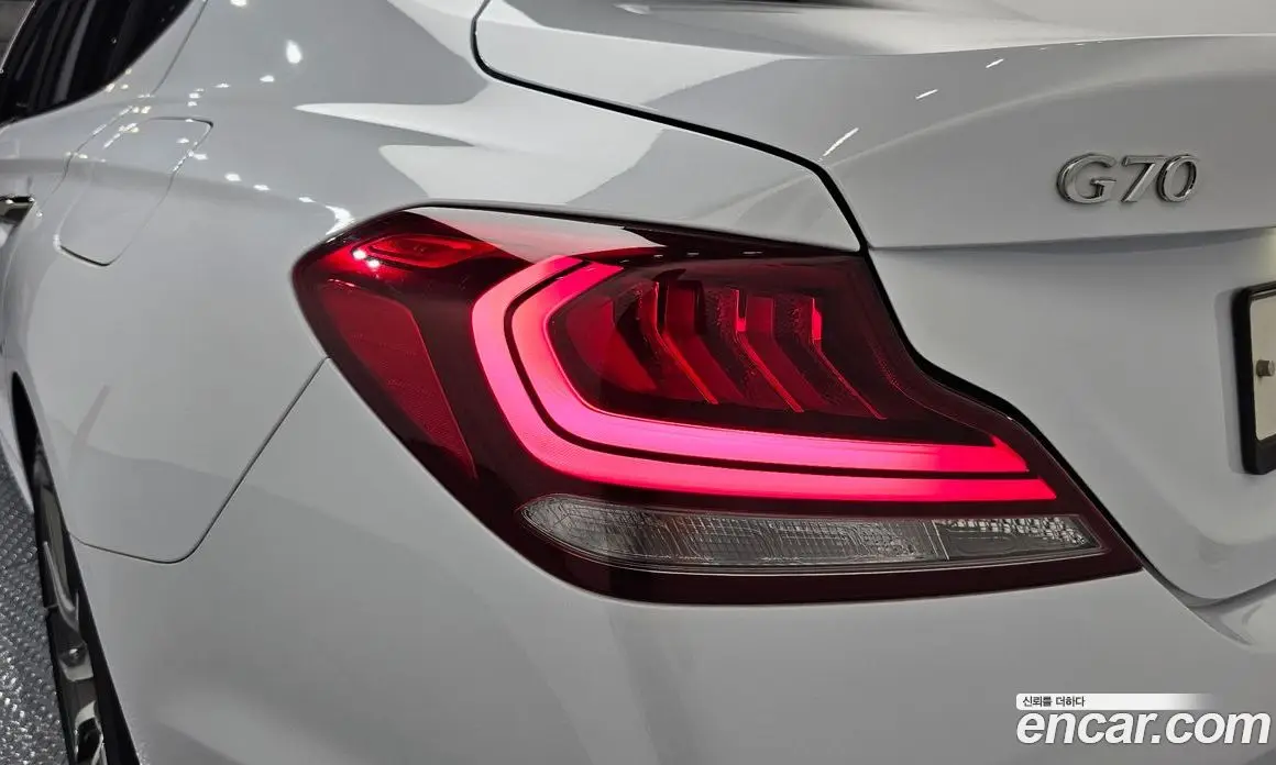 Genesis G70 2017 2.0 автомат (гидро), фото 8