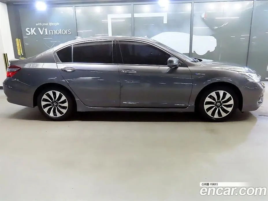 Honda Accord 2017 2.0 автомат (гидро), фото 2 Honda Accord 2017 2.0 автомат (гидро), фото 2