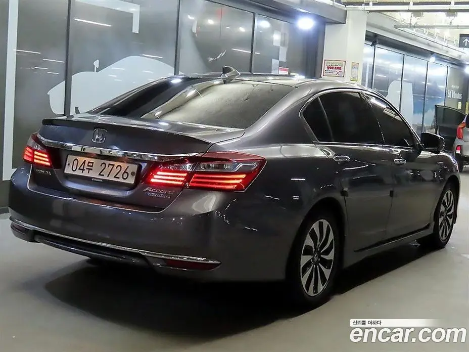 Honda Accord 2017 2.0 автомат (гидро), фото 5 Honda Accord 2017 2.0 автомат (гидро), фото 5