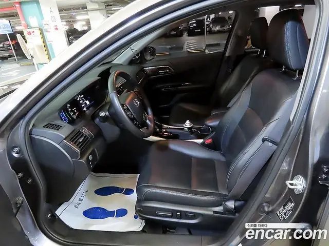 Honda Accord 2017 2.0 автомат (гидро), миниатюра 9 Honda Accord 2017 2.0 автомат (гидро), миниатюра 9