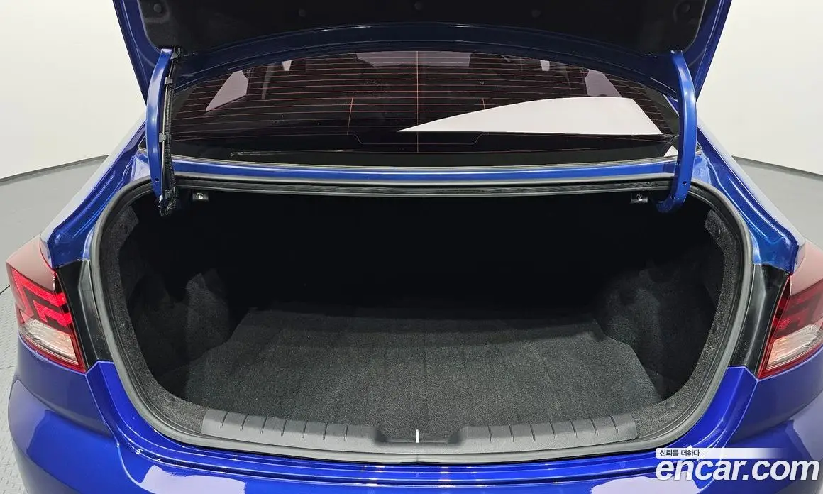 Hyundai Avante 2019 1.6 автомат (гидро), фото 26