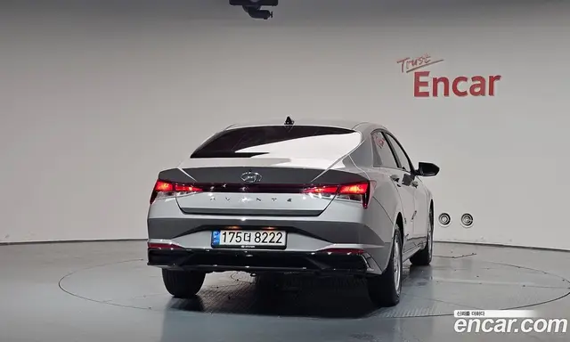 Hyundai Avante 2020 1.6 автомат (гидро), миниатюра 3