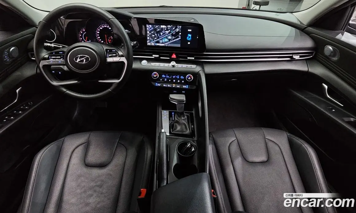 Hyundai Avante 2020 1.6 автомат (гидро), фото 9