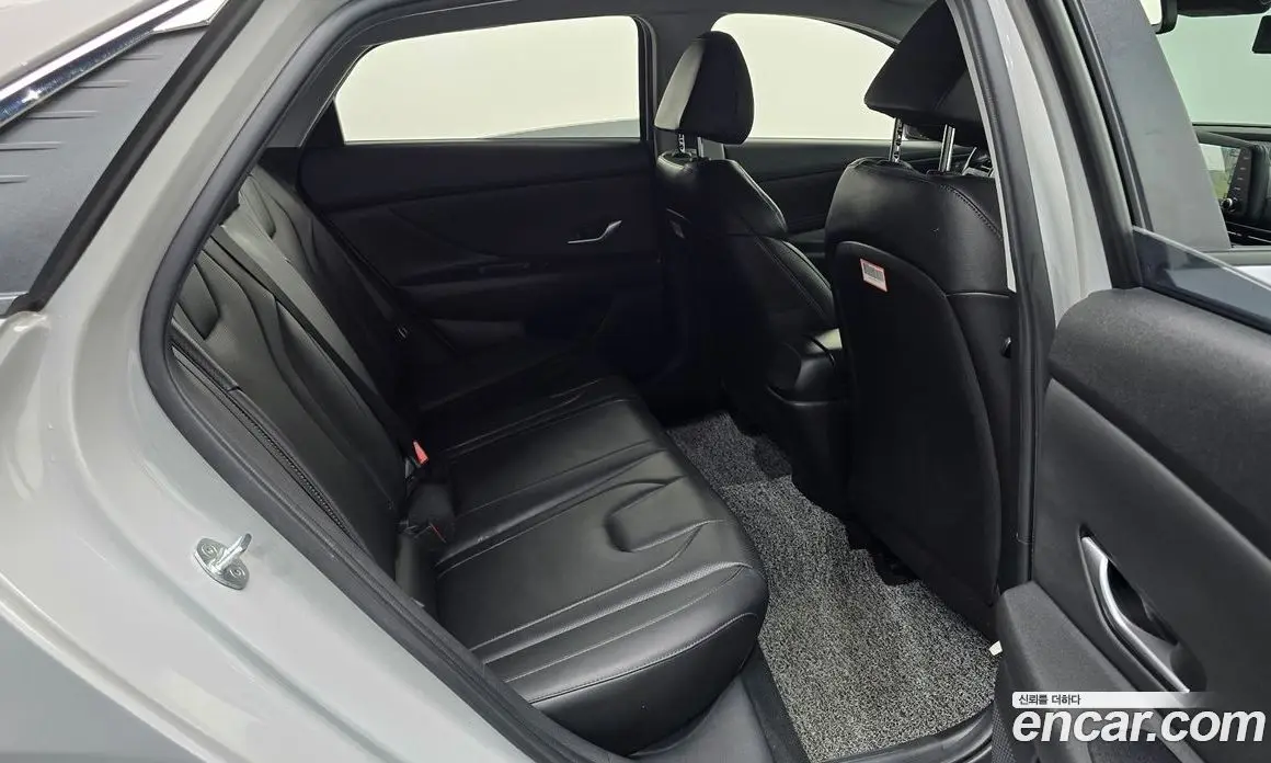 Hyundai Avante 2020 1.6 автомат (гидро), фото 29
