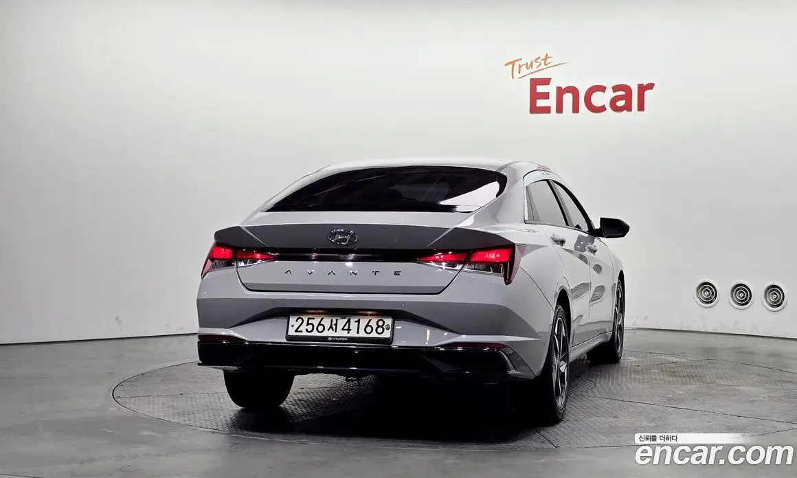 Hyundai Avante 2020 1.6 автомат (гидро), фото 4