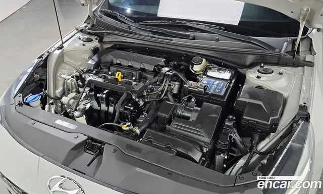 Hyundai Avante 2020 1.6 автомат (гидро), миниатюра 6