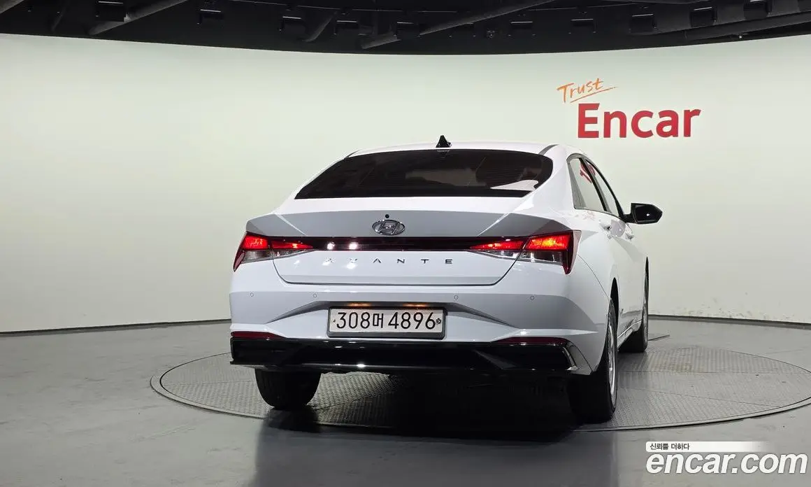 Hyundai Avante 2020 1.6 автомат (гидро), фото 4