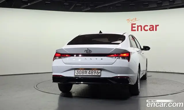 Hyundai Avante 2020 1.6 автомат (гидро), миниатюра 4