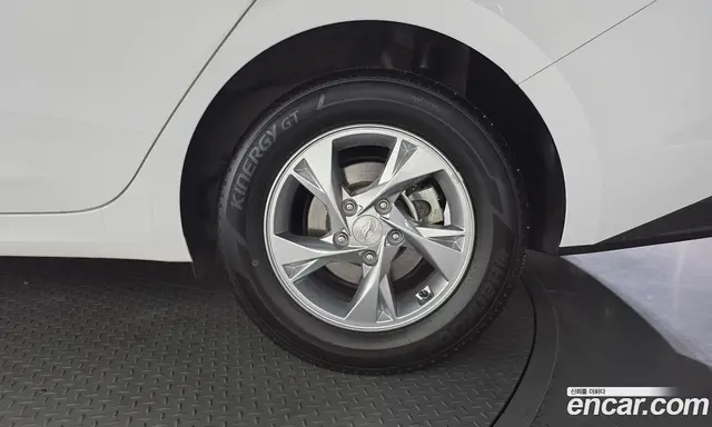 Hyundai Avante 2020 1.6 автомат (гидро), миниатюра 7