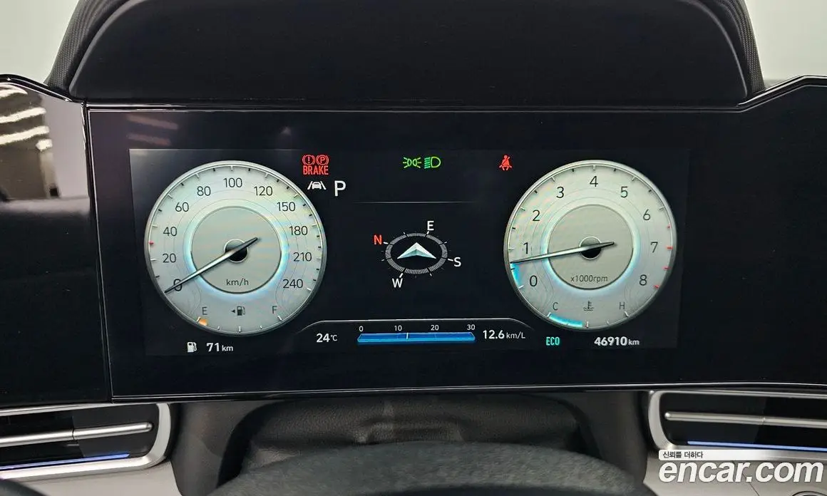 Hyundai Avante 2021 1.6 автомат (гидро), фото 11
