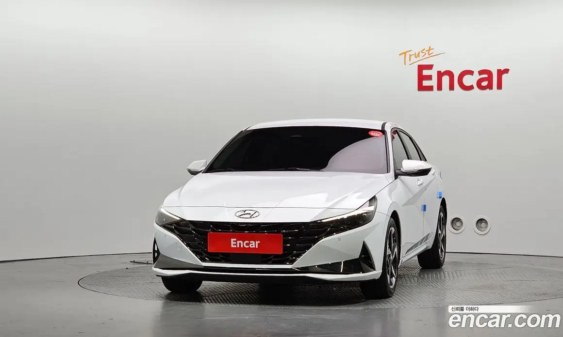 Hyundai Avante 2021 1.6 автомат (гидро), фото 3