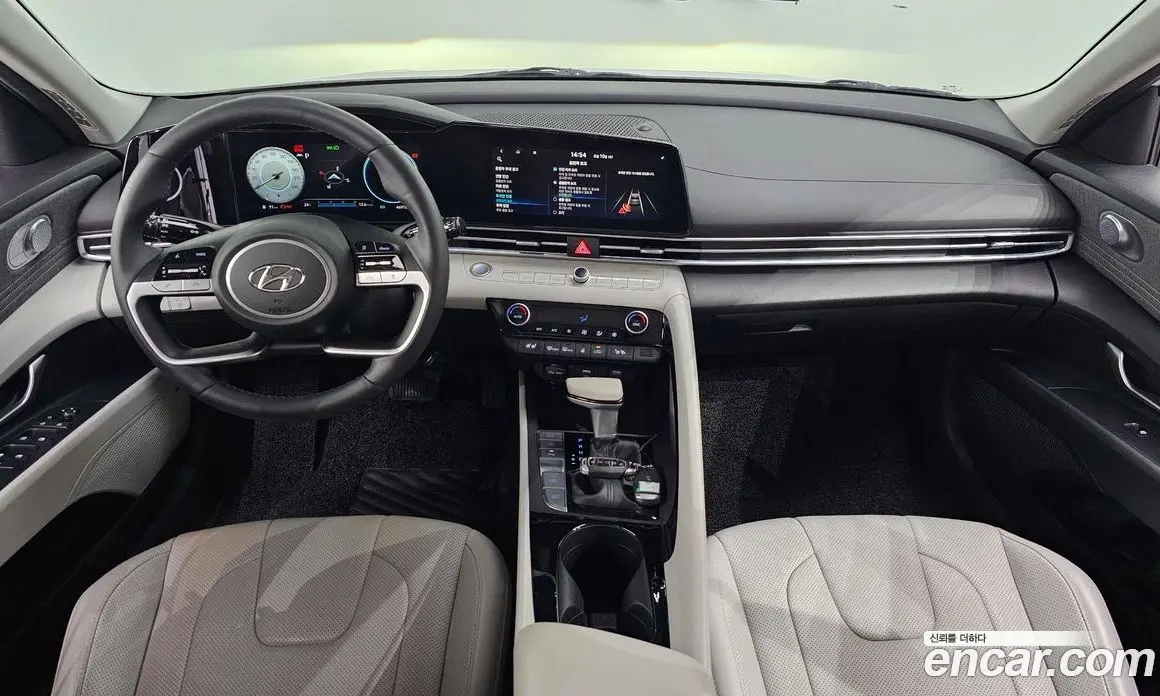 Hyundai Avante 2021 1.6 автомат (гидро), фото 10