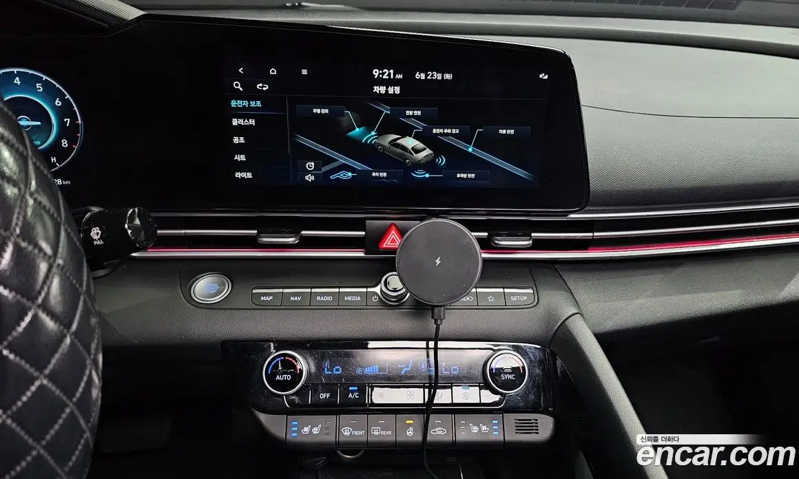 Hyundai Avante 2022 1.6 автомат (гидро), фото 18