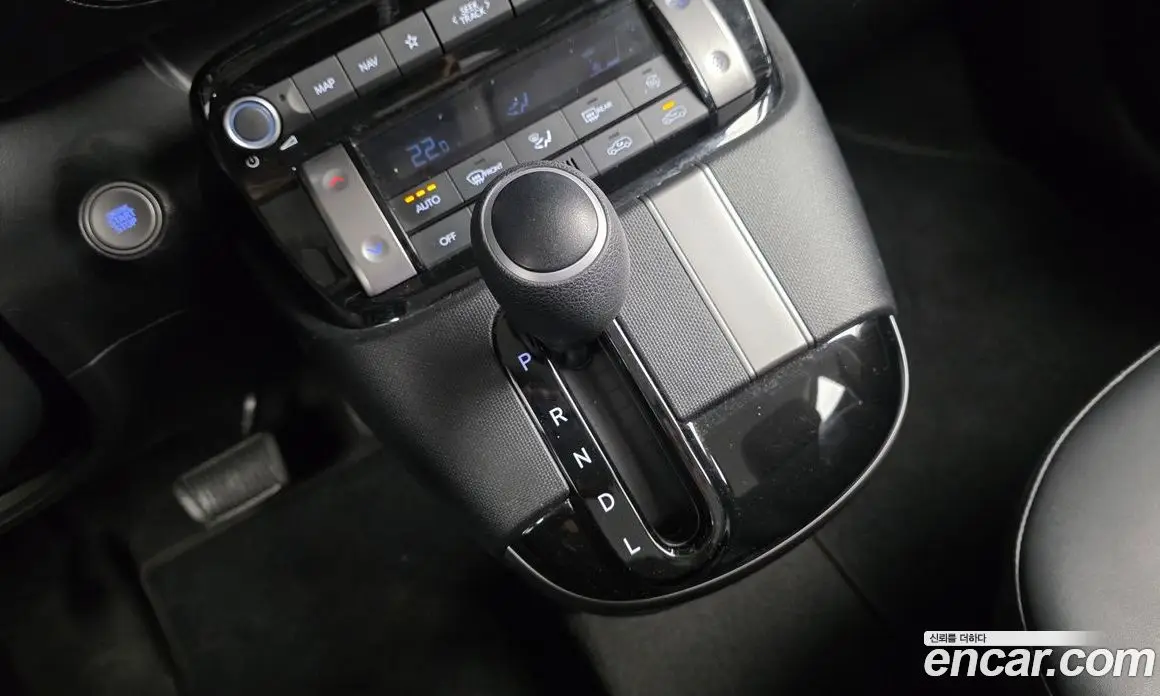 Hyundai Casper 2022 1.0 автомат (гидро), фото 12