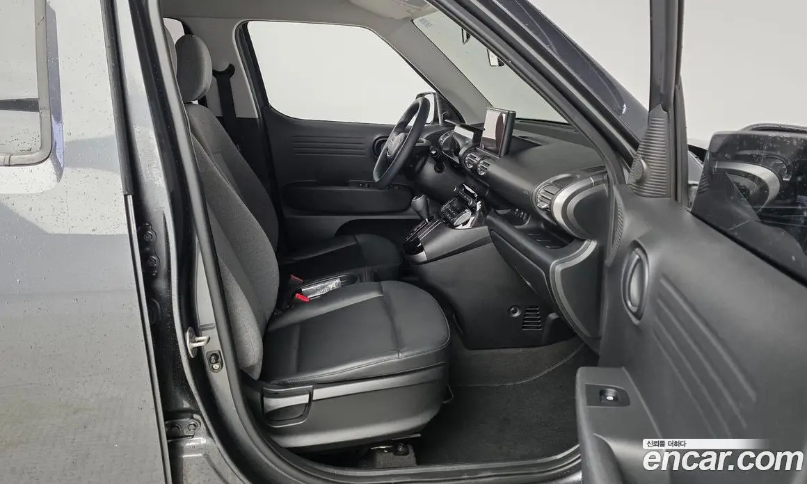 Hyundai Casper 2022 1.0 автомат (гидро), фото 17