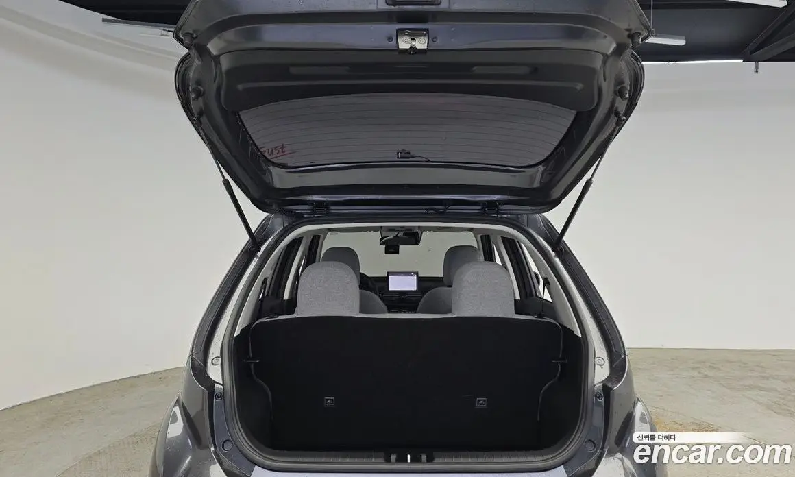 Hyundai Casper 2022 1.0 автомат (гидро), фото 26