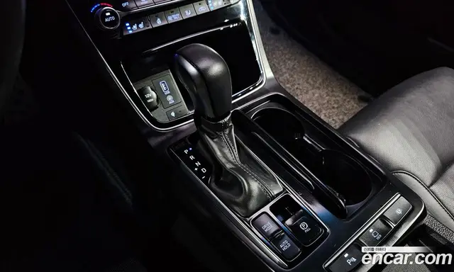 Hyundai Grandeur 2017 2.4 автомат (гидро), миниатюра 12