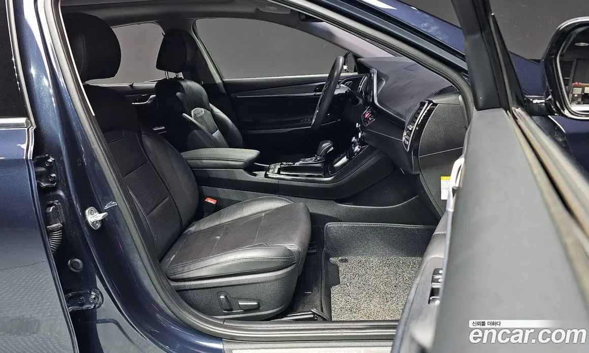 Hyundai Grandeur 2017 2.4 автомат (гидро), фото 13