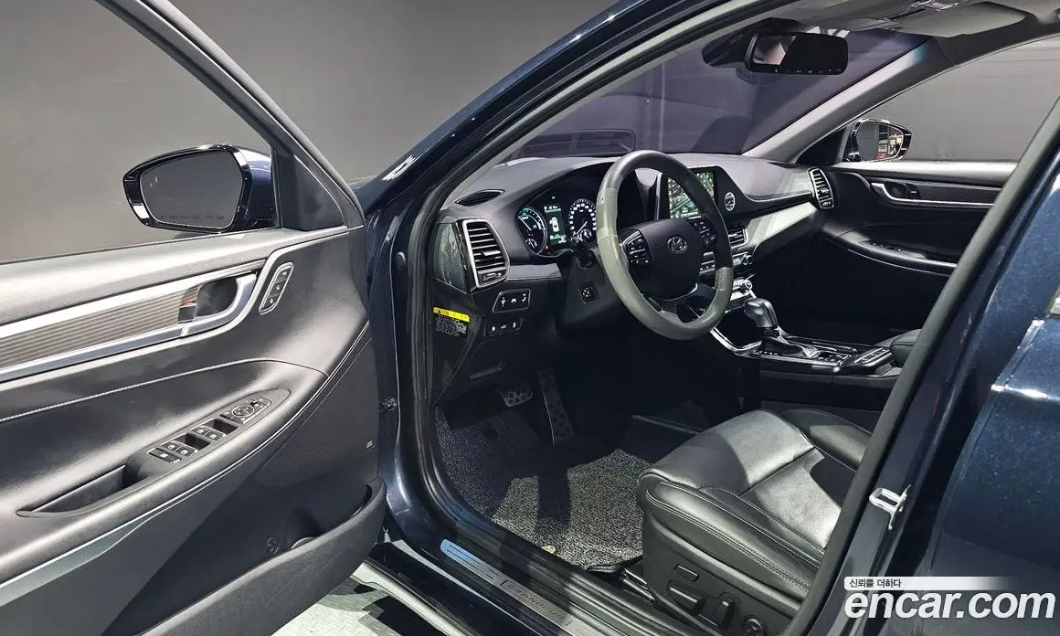 Hyundai Grandeur 2017 2.4 автомат (гидро), фото 18