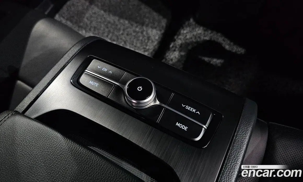 Hyundai Grandeur 2017 2.4 автомат (гидро), фото 33