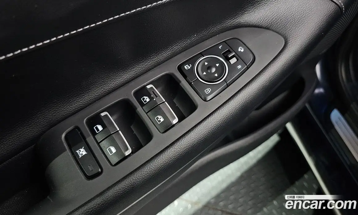 Hyundai Grandeur 2017 2.4 автомат (гидро), фото 39