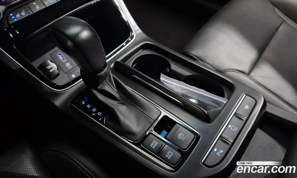 Hyundai Grandeur 2019 2.4 автомат (гидро), фото 12