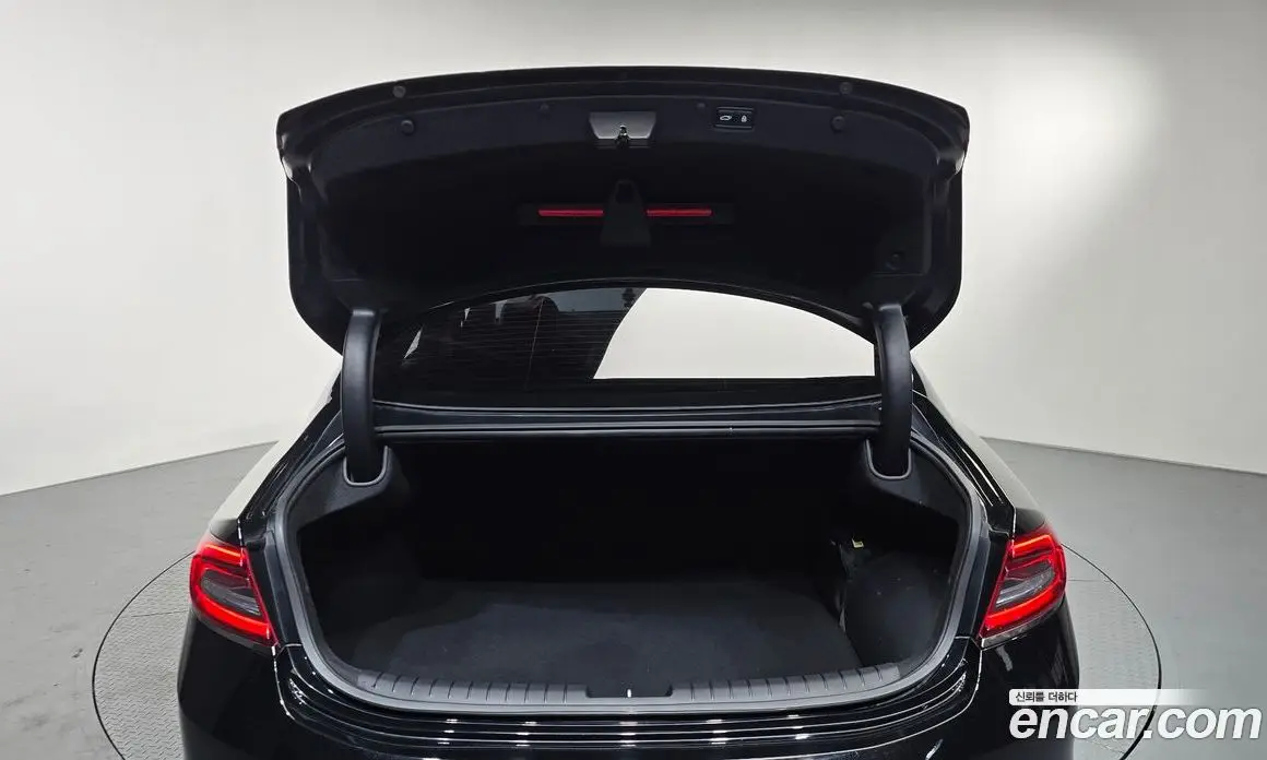 Hyundai Grandeur 2019 2.4 автомат (гидро), фото 24
