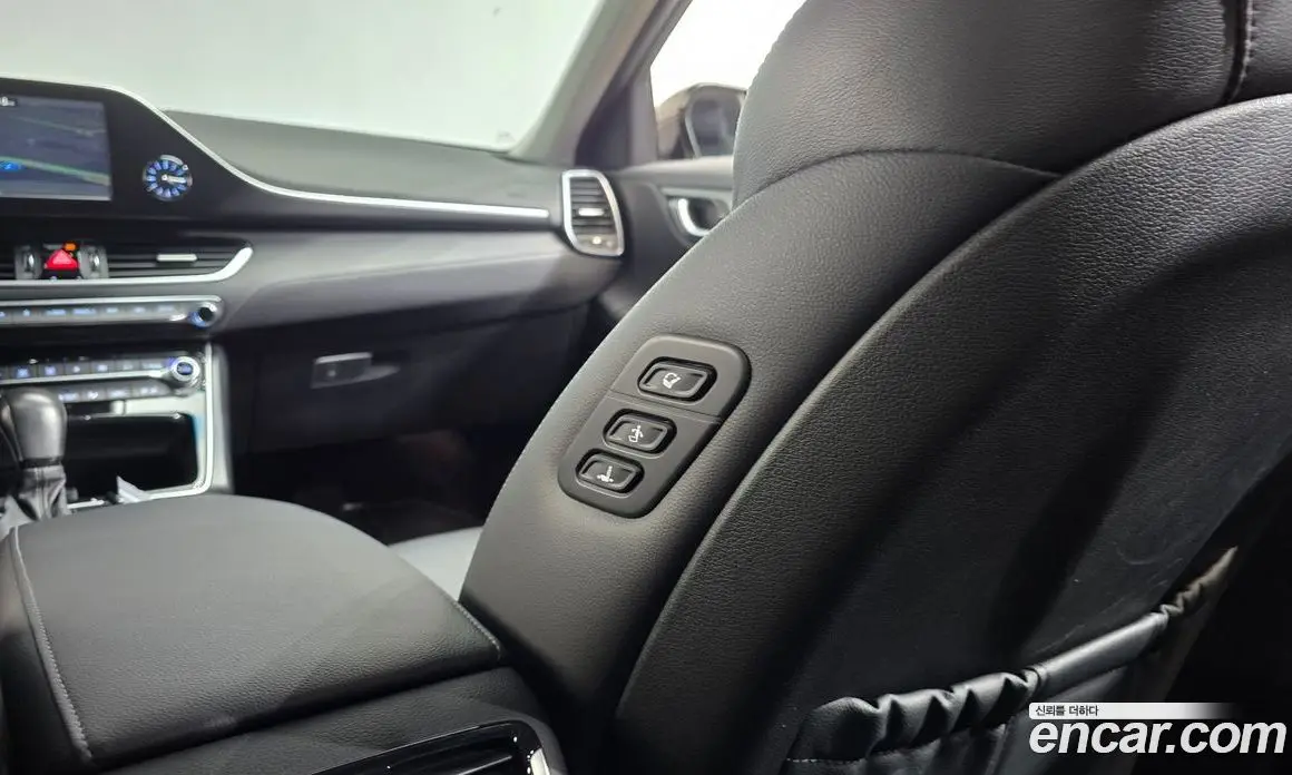 Hyundai Grandeur 2019 2.4 автомат (гидро), фото 30