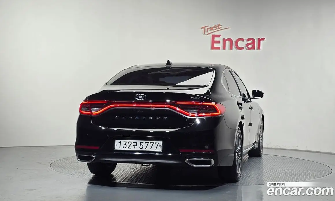 Hyundai Grandeur 2019 2.4 автомат (гидро), фото 4