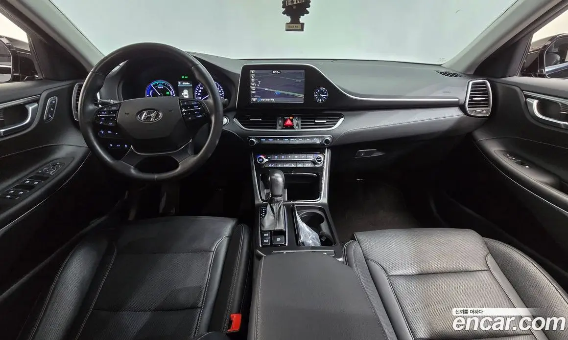 Hyundai Grandeur 2019 2.4 автомат (гидро), фото 10