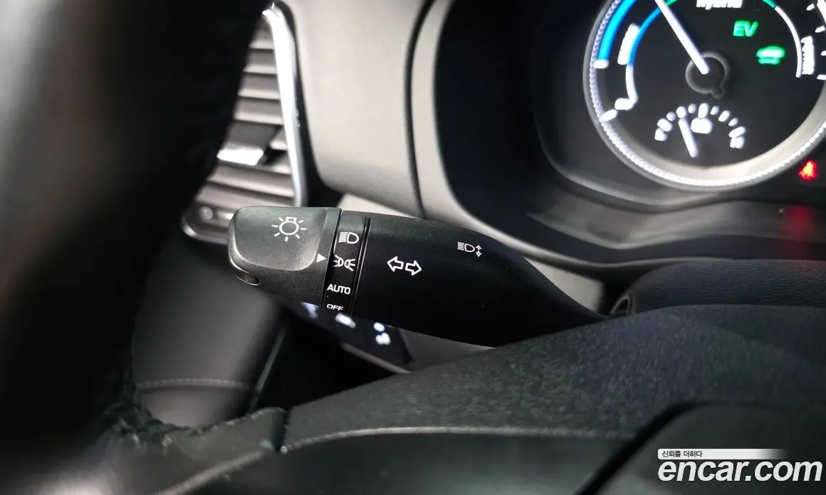 Hyundai Grandeur 2019 2.4 автомат (гидро), фото 34