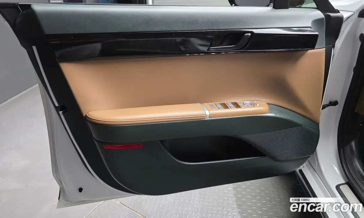 Hyundai Grandeur 2023 1.6 автомат (гидро), фото 14