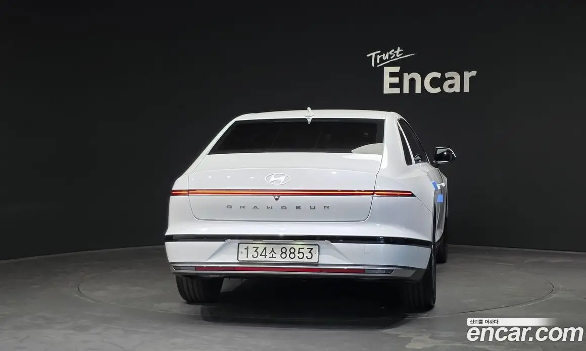 Hyundai Grandeur 2023 1.6 автомат (гидро), фото 4