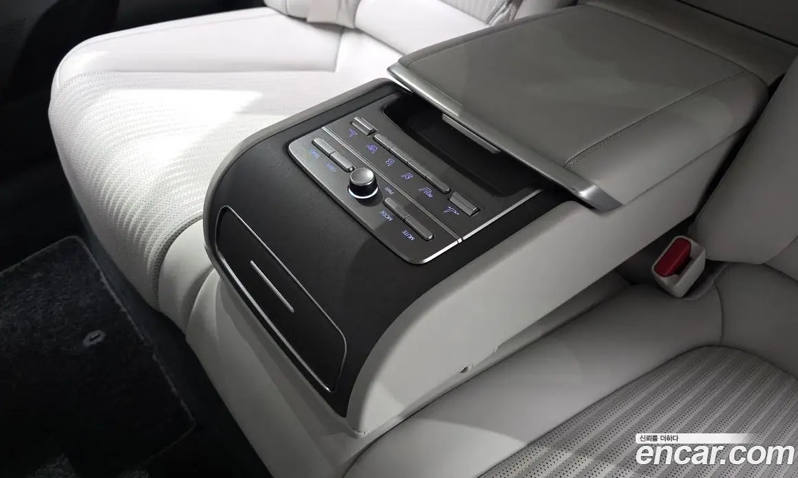 Hyundai Grandeur 2023 3.5 автомат (гидро), фото 25