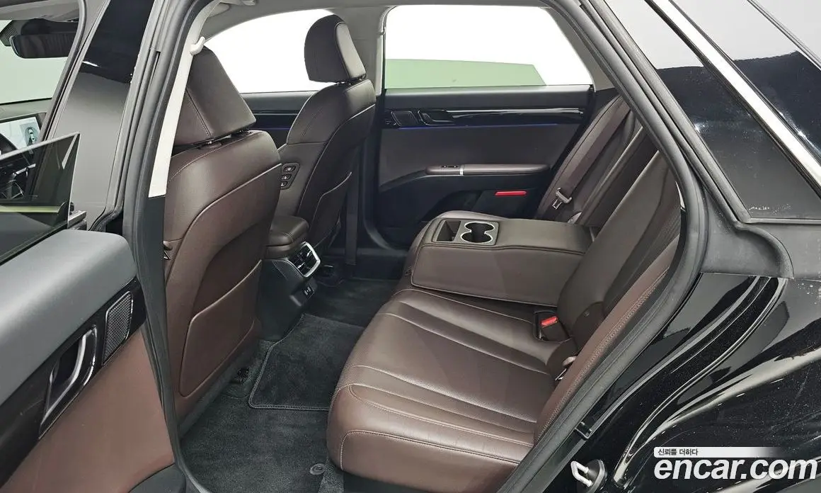 Hyundai Grandeur 2023 2.5 автомат (гидро), фото 11