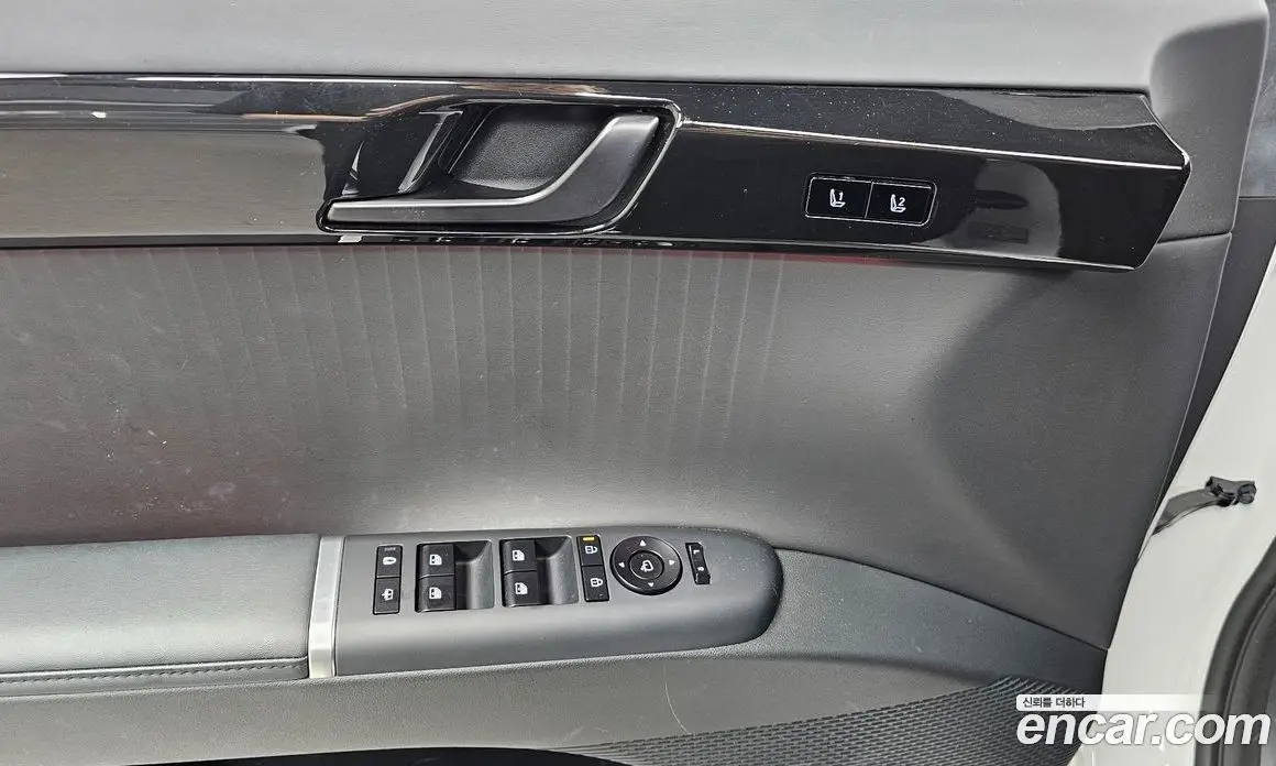 Hyundai Grandeur 2023 2.5 автомат (гидро), фото 24