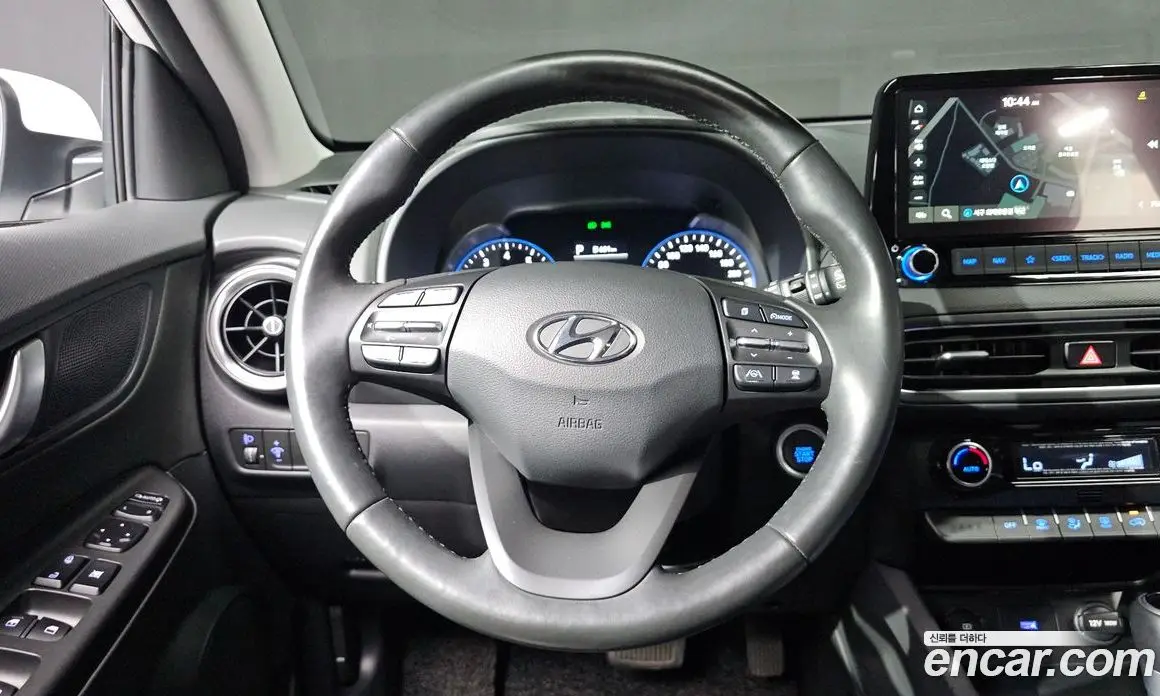 Hyundai Kona 2022 1.6 автомат (гидро), фото 11