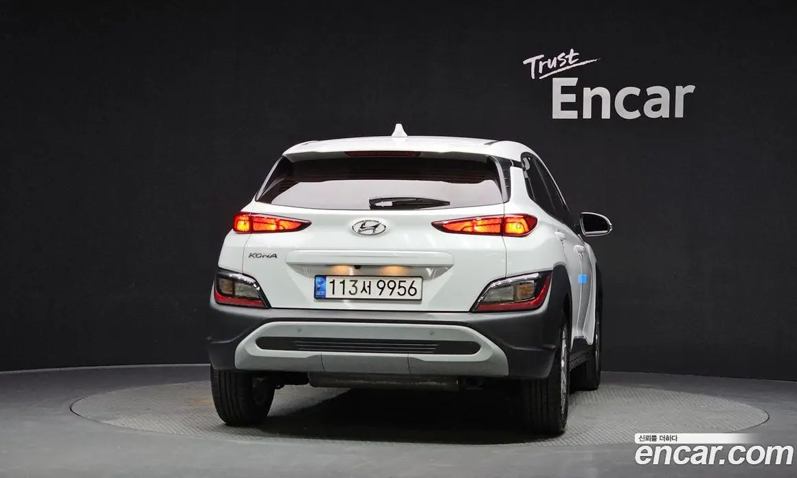 Hyundai Kona 2022 1.6 автомат (гидро), фото 4