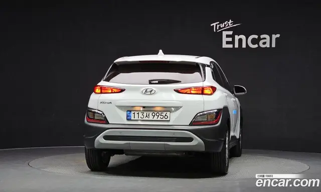 Hyundai Kona 2022 1.6 автомат (гидро), миниатюра 4
