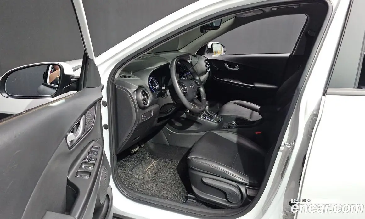 Hyundai Kona 2022 1.6 автомат (гидро), фото 10