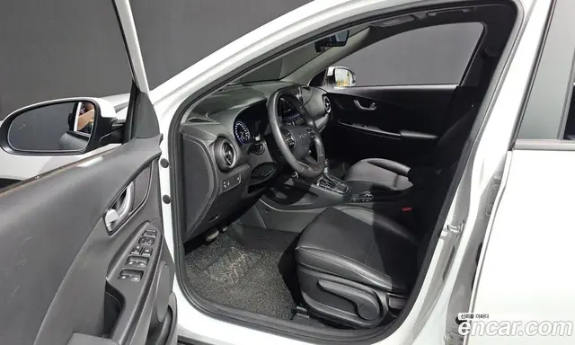 Hyundai Kona 2022 1.6 автомат (гидро), миниатюра 10