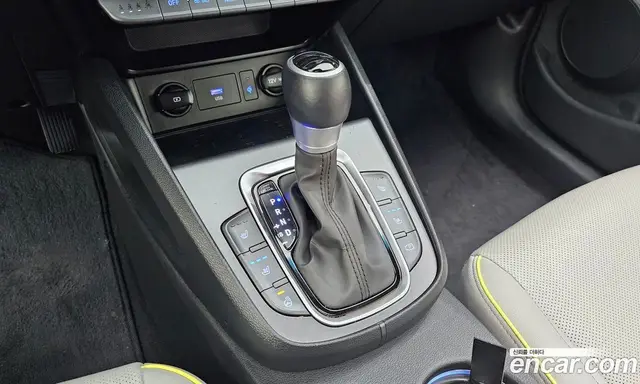 Hyundai Kona 2022 1.6 автомат (гидро), миниатюра 12
