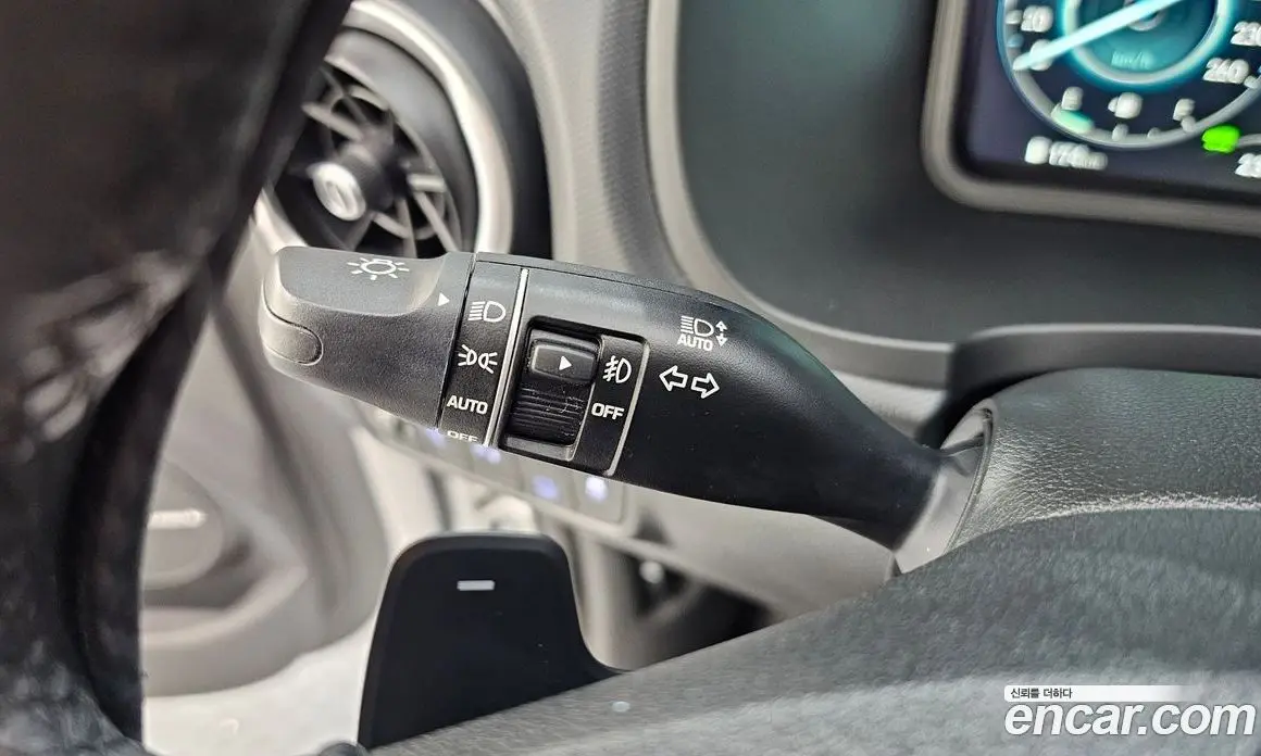 Hyundai Kona 2022 1.6 автомат (гидро), фото 24