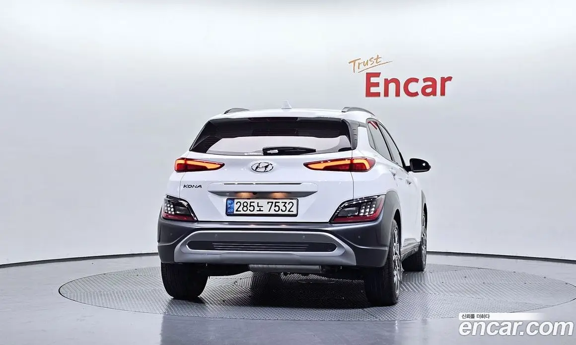 Hyundai Kona 2022 1.6 автомат (гидро), фото 4